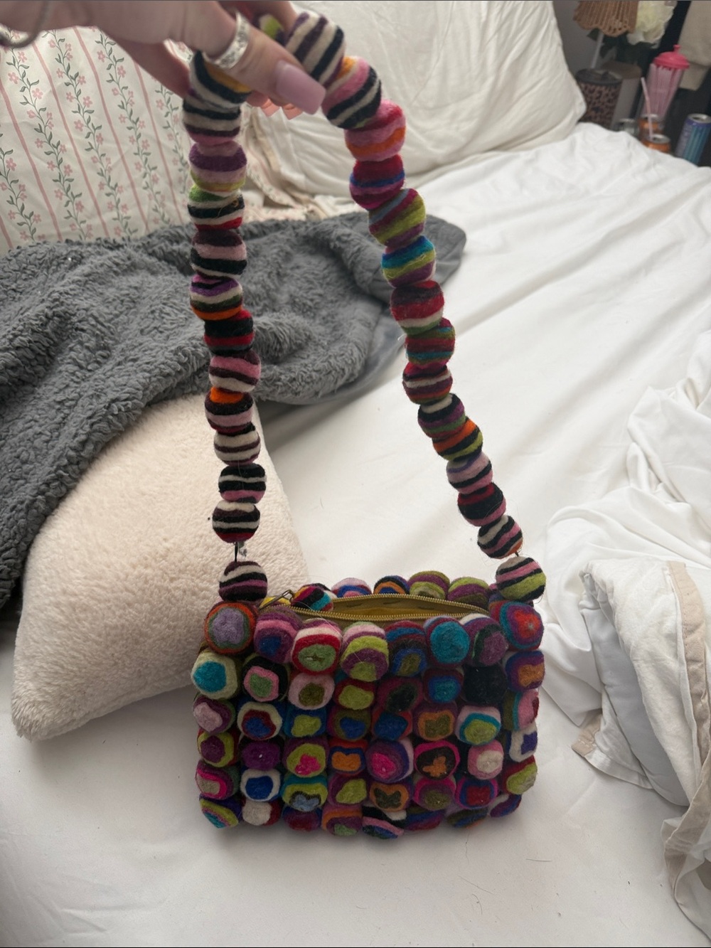 Fun pom pom bag